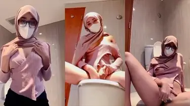 Bokep Jilbab Camilla Tobrut Colmek Basah poster