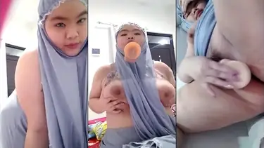 Jilbab Tobrut Colmek Pakai Mukena Becek Nagih poster